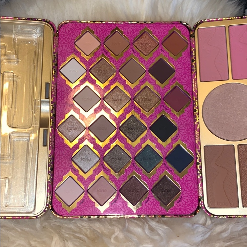 Tarte Hidden Treasures Holiday Collection